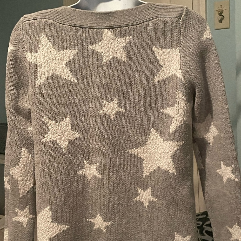 Gray Star Pattern Sweater - image 2